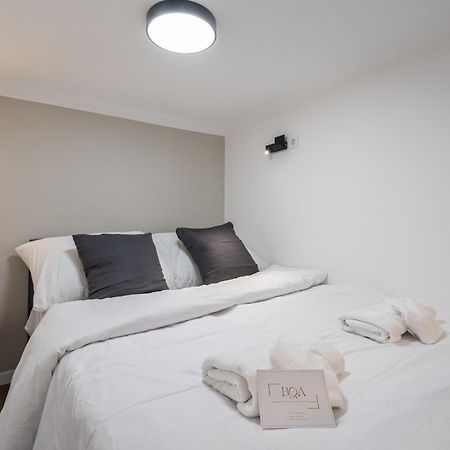 K33- Boutique Apartments, Best Location, By Bqa Budapest Luaran gambar