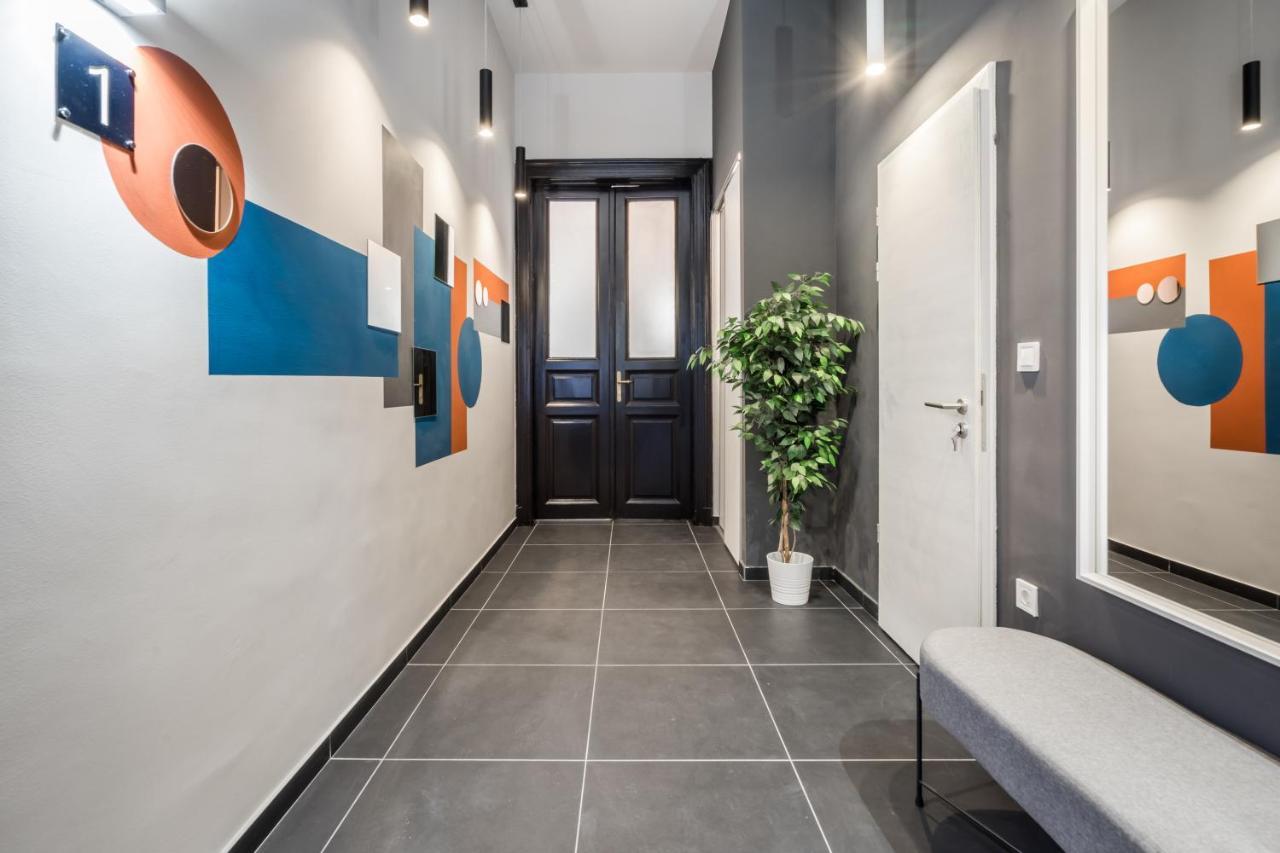 K33- Boutique Apartments, Best Location, By Bqa Budapest Luaran gambar